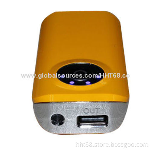 Power Banks for iPhone, with 5200mA Capacity, Uses 18,650 Lithium Battery, Looks Like Mobile PhoneNew